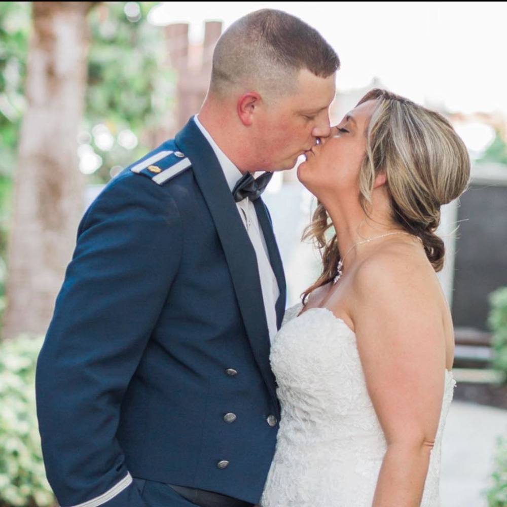 Meet your Posher, Liz